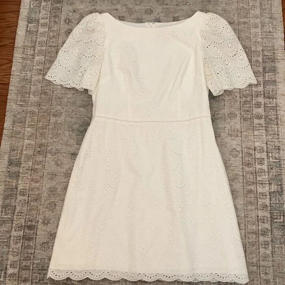 Gal Meets Glam Blythe Scalloped Dress - Picture 2 of 8